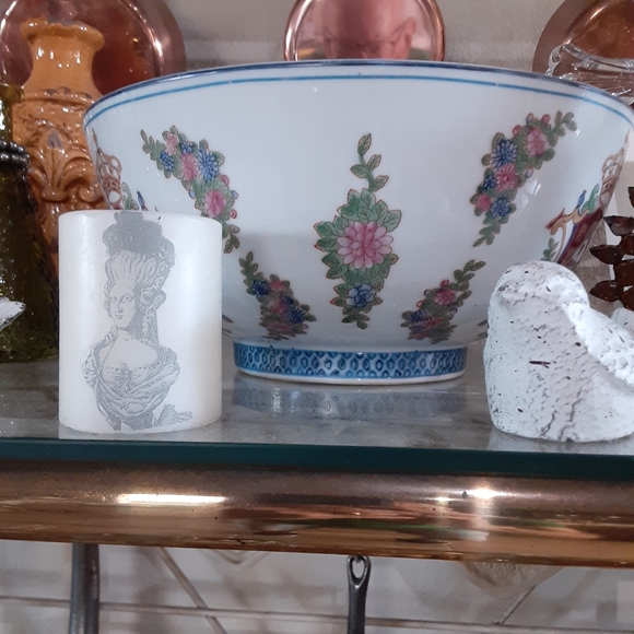 Ornamental Chinese Bowl, 10" x 4 1/2" - Picture 5 of 8